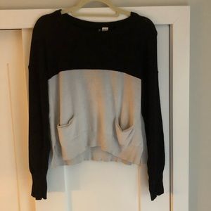 H&M Divided color-block knit sweater